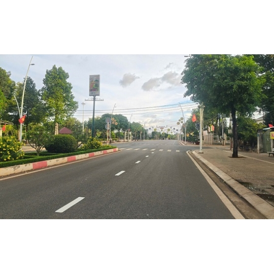 Vị trí trung tâm Huyện 7m Mặt tiền Trần Hưng Đạo (350m2 ) Thuận tiện kinh doanh ( BR2NG-01)